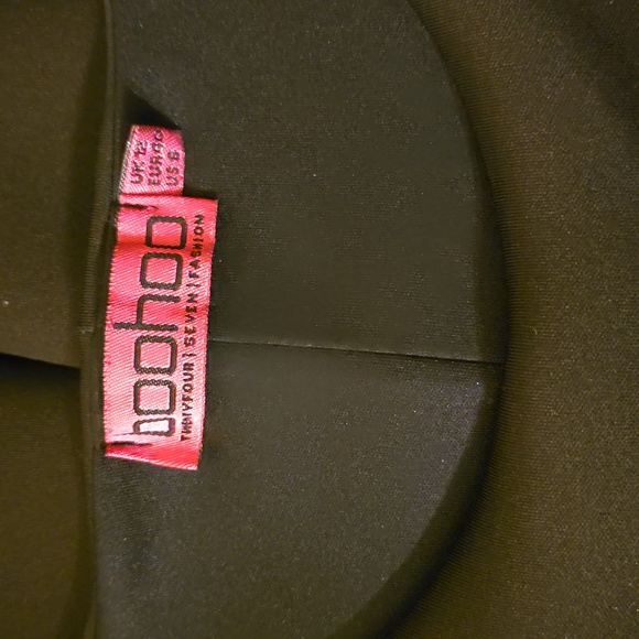 BOOHOO Scuba cutaway neckline midi bridesmaid dress. Size Small. Black - Picture 3 of 11